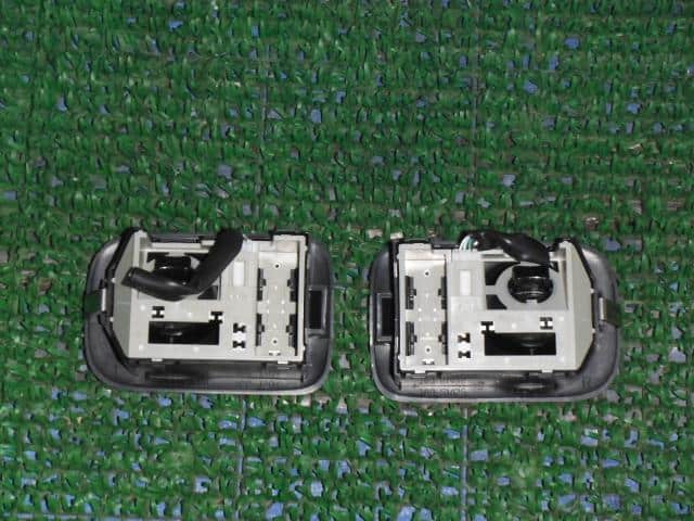 Light TOYOTA bB 2007 DBA-QNC21 — photo 2