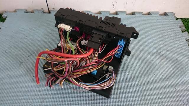 Electrical Component MERCEDES-BENZ Benz cls class 2010 DBA-219356C — photo 3