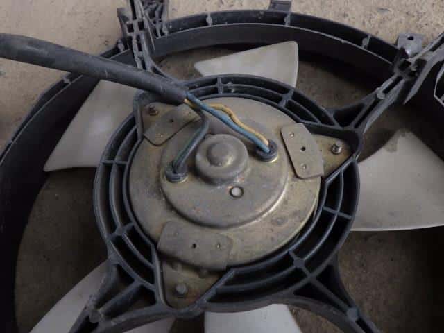 Radiator Cooling Fan NISSAN Serena 1994 E-KBNC23 214812C071 — photo 2