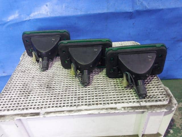 Exterior Parts HINO Hino tractor 1995 KC-SH3VDC — photo 2