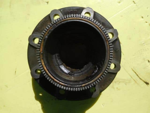 Rear Wheel Hub Mitsubishi Fuso Fuso tractor 2010 BDG-FP54JD MK503034 — photo 2