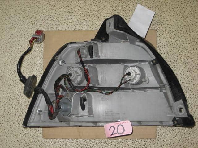 Right Tail Light HONDA Us accord wagon 1994 E-CE1 — photo 2