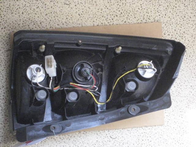 Right Tail Light SUBARU Pleo 1998 GF-RA2 — photo 2