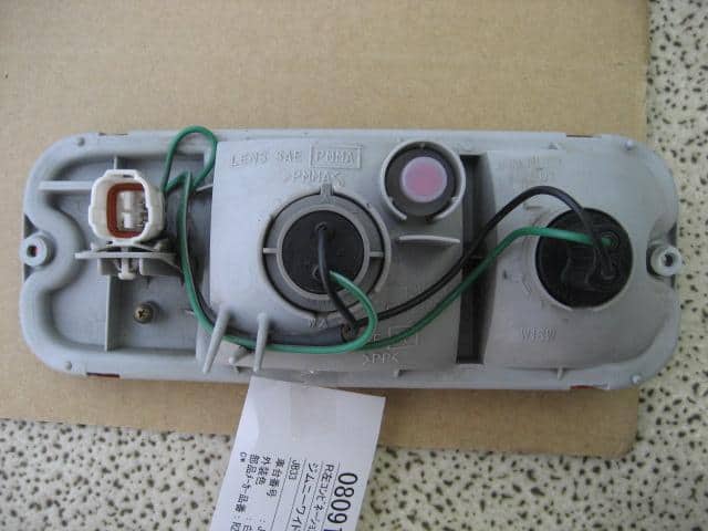 Left Tail Light SUZUKI Jimny Wide 1998 JB33 3567081A10 — photo 2