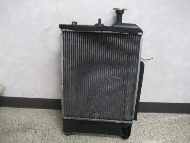 Radiator MITSUBISHI eK Sport 2004 DBA-H81W — photo 2
