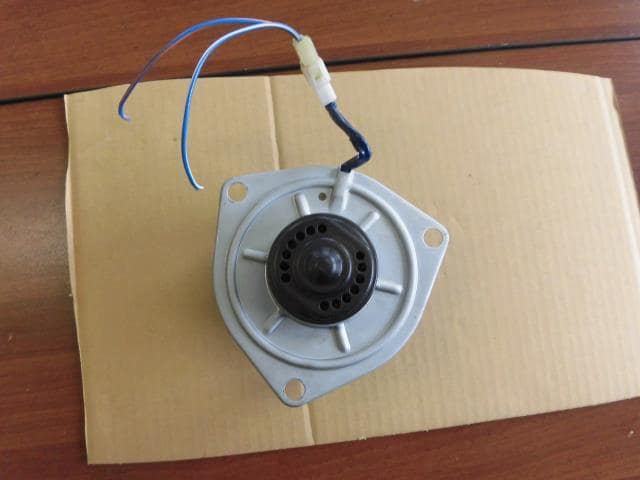 Blower Motor DAIHATSU Move 1997 E-L610S — photo 1