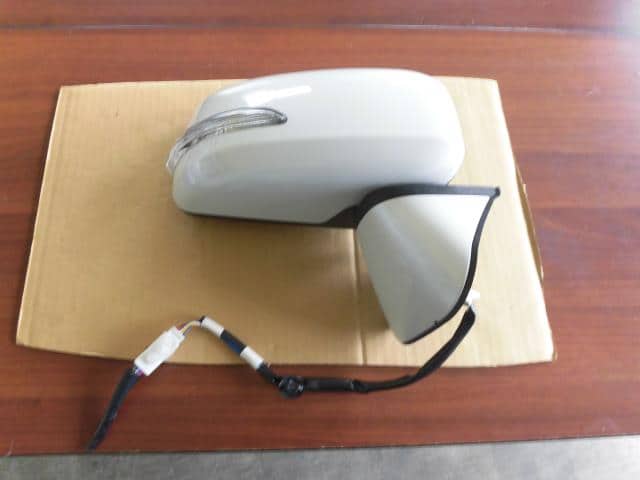 Right Side Mirror DAIHATSU Move 2008 DBA-L575S — photo 1
