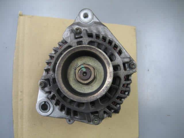 Alternator HONDA Odyssey 2000 LA-RA7 — photo 4