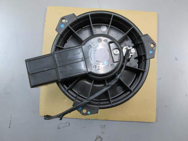 Blower Motor SUZUKI Wagon R 2003 UA-MH21S — photo 1