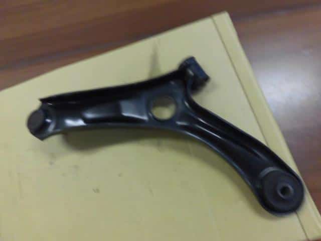 Front Right Lower Control Arm SUZUKI Wagon R 2010 DBA-MH23S — photo 4