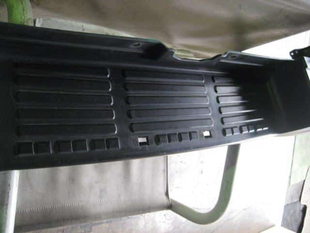 Rear Bumper Face ISUZU Como 2002 KG-JVWE25 — photo 5
