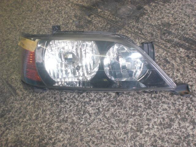 Right Headlight TOYOTA Vista Ardeo 1999 GF-ZZV50 — photo 1
