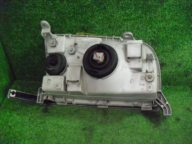 Left Headlight TOYOTA Crown Majesta 1996 E-JZS155 — photo 2