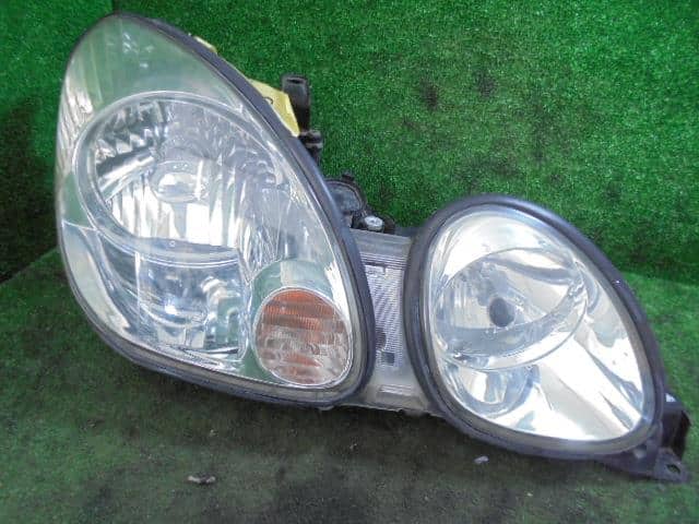 Right Headlight TOYOTA Aristo 1999 E-JZS160 — photo 1