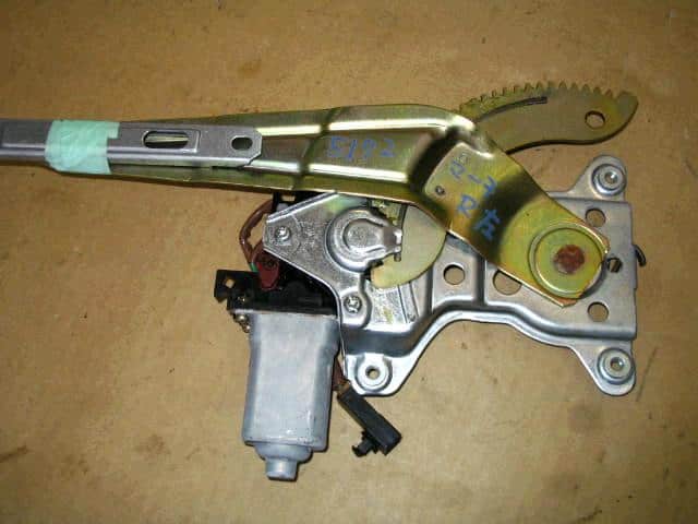 Rear Left Door Regulator NISSAN March 1998 E-HK11 — photo 1