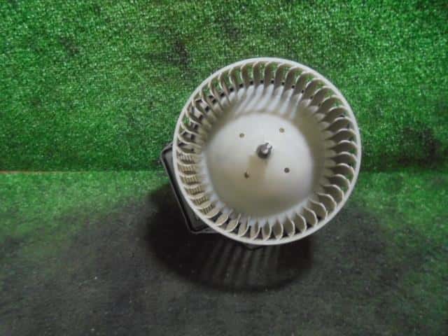 Blower Motor NISSAN Wingroad 2002 TA-WRY11 — photo 1