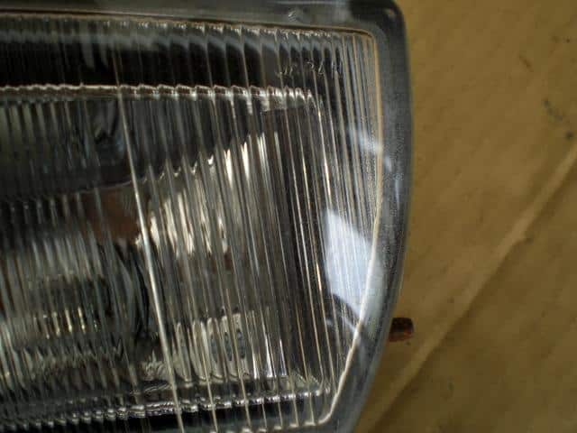 Left Fog Light MITSUBISHI Diamante — photo 2