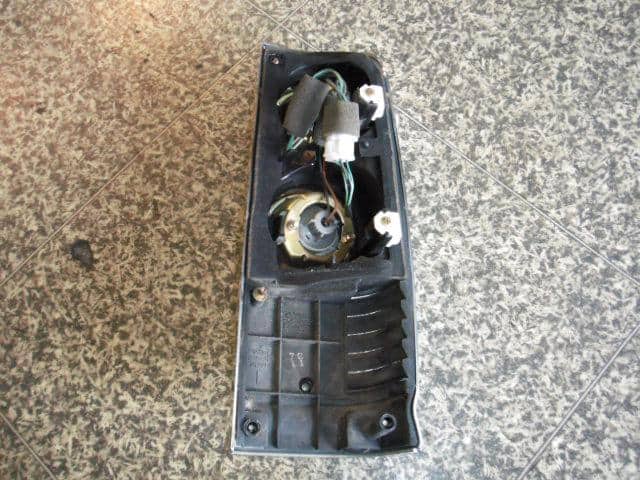 Left Tail Light MITSUBISHI Minica toppo 1997 E-H31A — photo 2