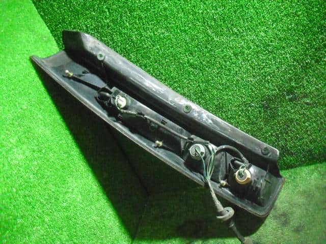 Right Tail Light MITSUBISHI RVR 2000 GF-N64W — photo 2