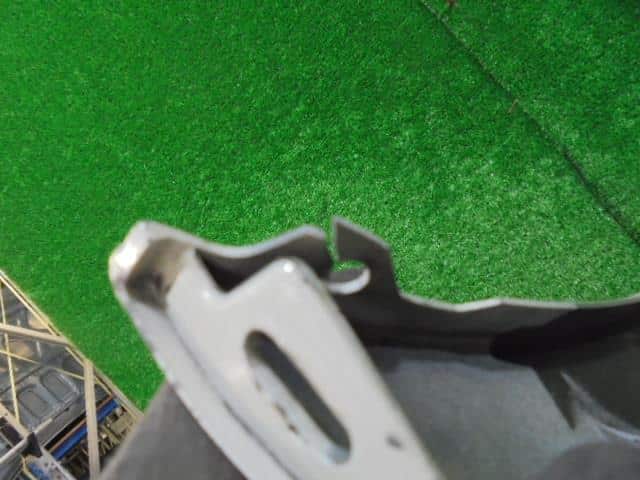 Front Bumper MAZDA Sentia 1997 E-HEEA — photo 5
