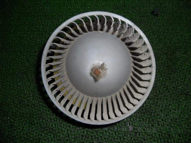 Blower Motor HONDA Odyssey 1999 GF-RA3 — photo 1