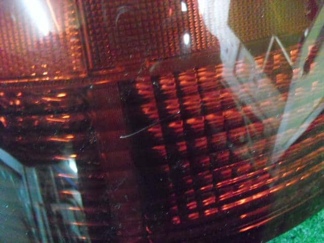 Right Tail Light HONDA Saber 1999 GF-UA5 — photo 2