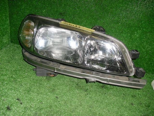 Right Headlight HONDA Torneo 1997 E-CF4 — photo 1