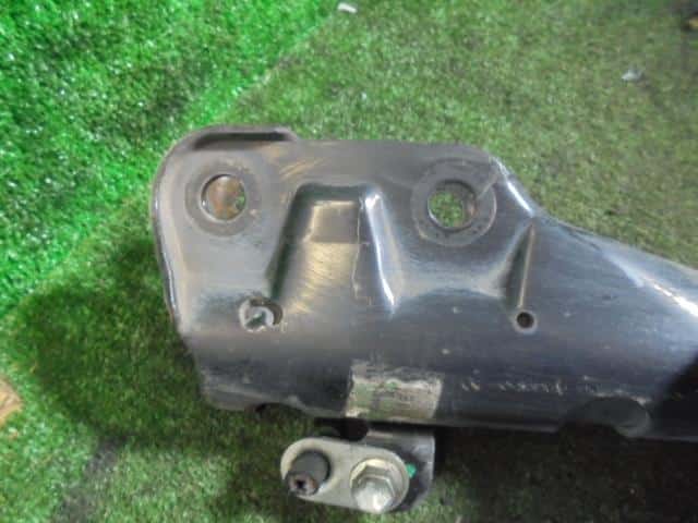 Front Left Strut DAIHATSU Hijet 2007 LE-S320V — photo 3