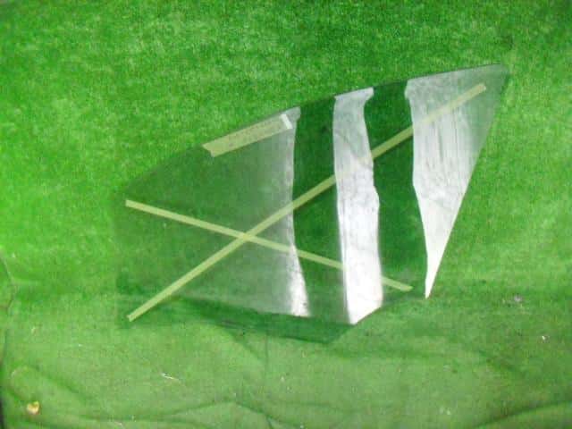 Front Right Door Windshield PEUGEOT 307 2005 GH-3EHRFJ — photo 2