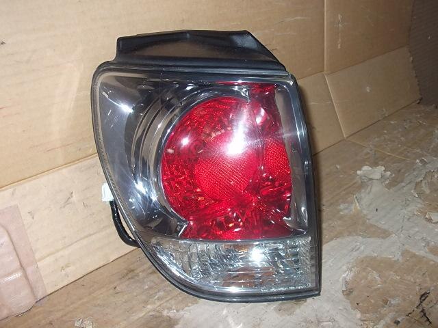 Left Tail Light TOYOTA Harrier 2001 TA-MCU10 — photo 2