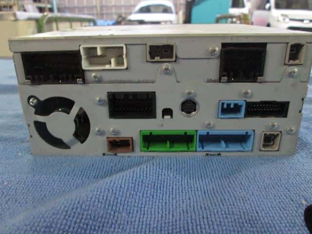 Car Navigation HONDA Step Wagon 2006 DBA-RG1 — photo 4