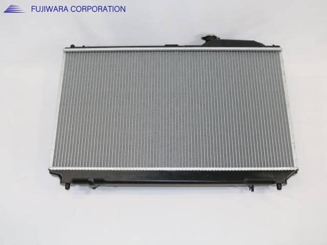 Radiator TOYOTA Celsior UA-UCF31 — photo 2