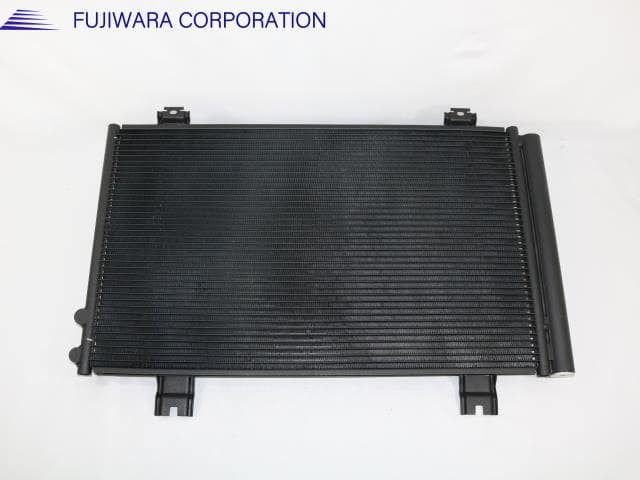 Condenser TOYOTA Crown DBA-GRS183 8846030860 — photo 2