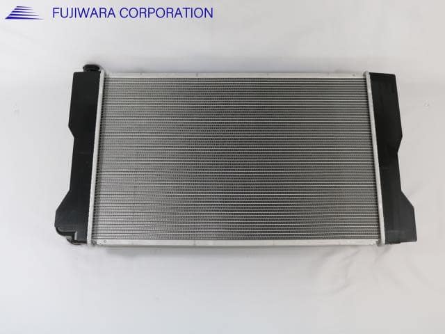 Radiator TOYOTA Allion 2007 DBA-ZRT265 — photo 2