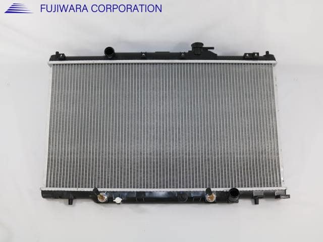 Radiator HONDA Element — photo 1