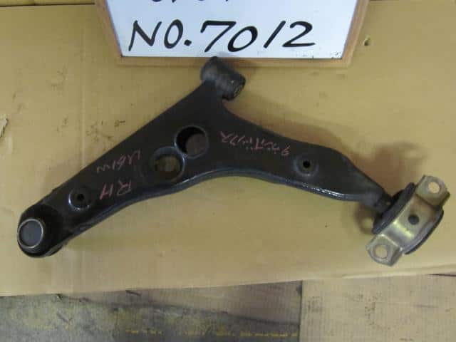 Front Right Lower Control Arm MITSUBISHI Townbox 2000 GF-U61 — photo 5