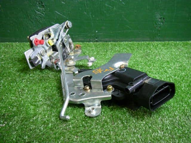 Door Lock Solenoid SUZUKI Wagon R 2001 TA-MC22S — photo 2