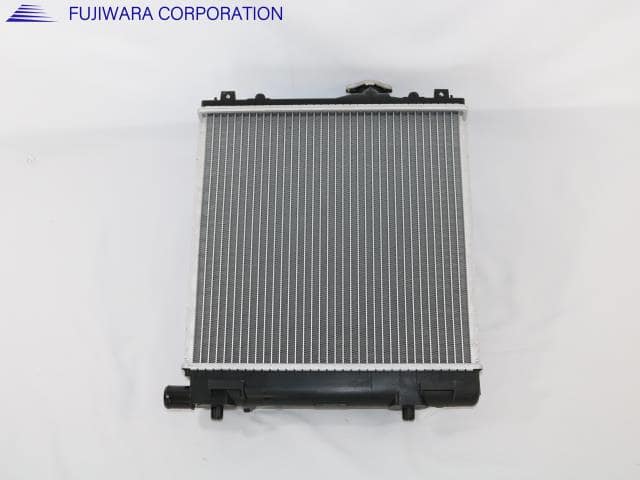 Radiator SUZUKI Wagon R UA-MC22S 1770083G10 — photo 2
