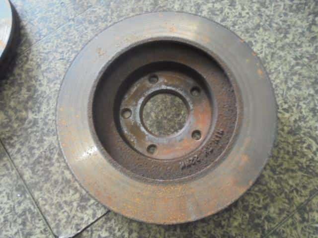 Front Disk Rotor NISSAN Skyline 2001 GH-V35 — photo 2