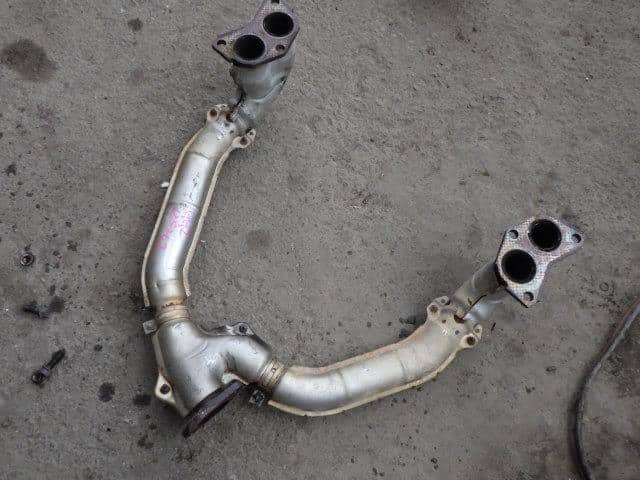 Front Exhaust Pipe SUBARU Impreza 2004 LA-GG2 44109AE031 — photo 1