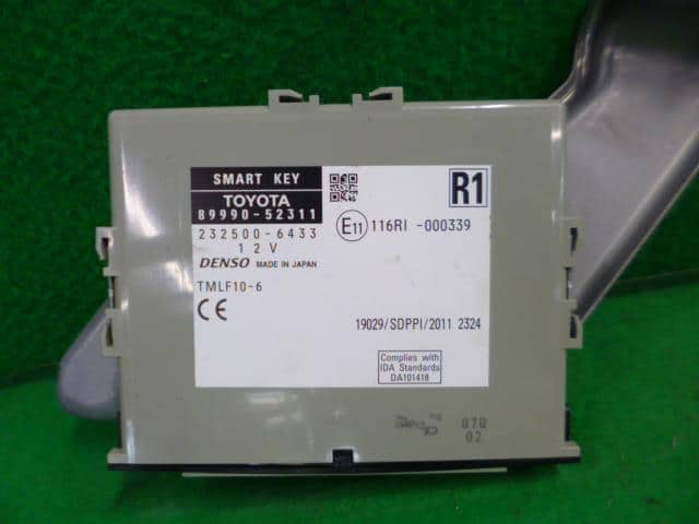 Engine Control Unit TOYOTA Aqua 2013 DAA-NHP10 — photo 4