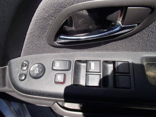 Power Window Switch HONDA Step Wagon 2005 DBA-RG1 — photo 1
