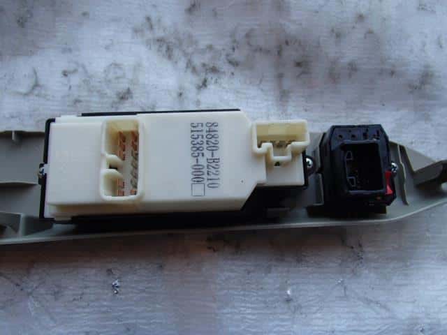 Power Window Switch DAIHATSU Move 2008 DBA-L175S — photo 2