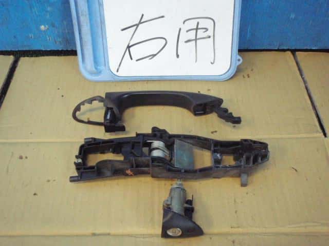 Exterior Parts MERCEDES-BENZ Benz c class 2004 GH-203746 — photo 1