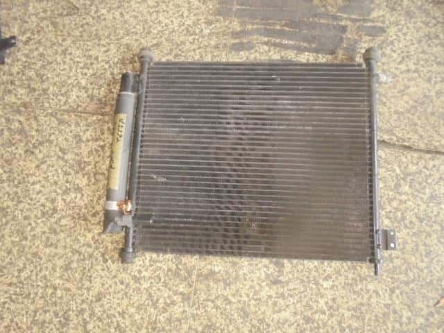 Condenser HONDA Life 2003 UA-JB5 — photo 1
