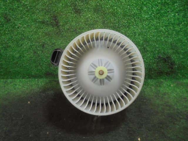 Blower Motor TOYOTA Blade 2007 DBA-AZE15 — photo 1