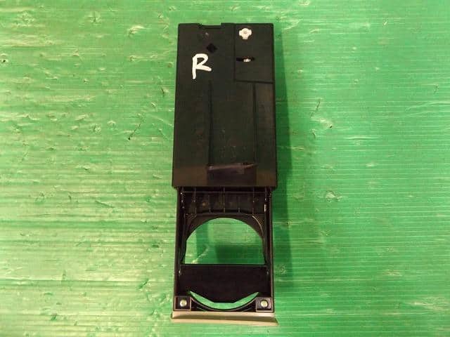 Interior Parts MITSUBISHI eK Wagon 2016 DBA-B11W — photo 4