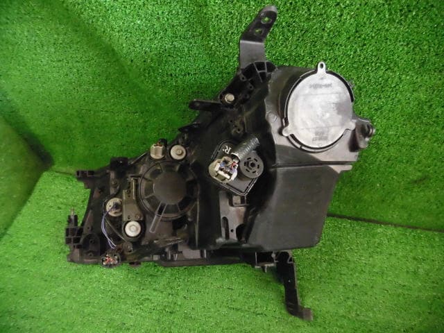 Right Headlight NISSAN Fuga 2006 CBA-Y50 — photo 3