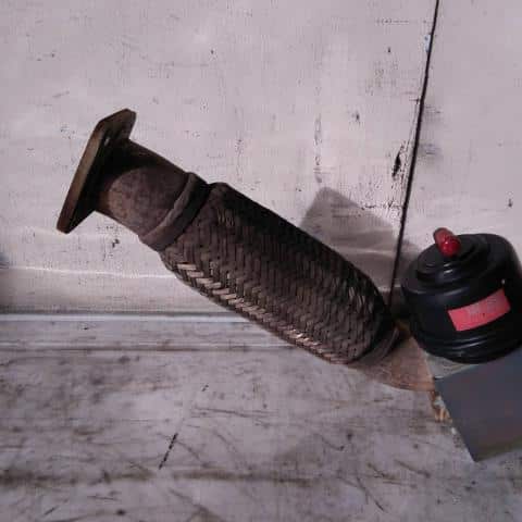 Front Exhaust Pipe ISUZU ELF 2012 TKG-NLR85AR — photo 2