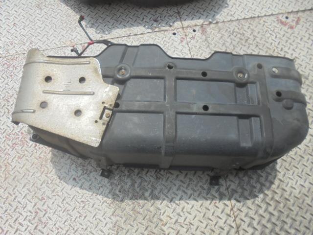 Fuel Tank NISSAN Caravan Van 2002 KG-VWE25 — photo 3
